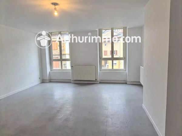 Location                                                      Appartement
                        
                     4 pièces                      97 m2                     à Saint-Forgeux