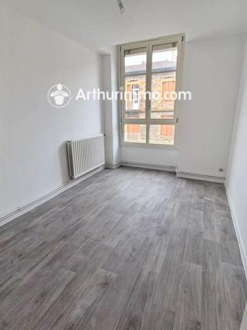 Location                                                      Appartement
                        
                     4 pièces                      97 m2                     à Saint-Forgeux