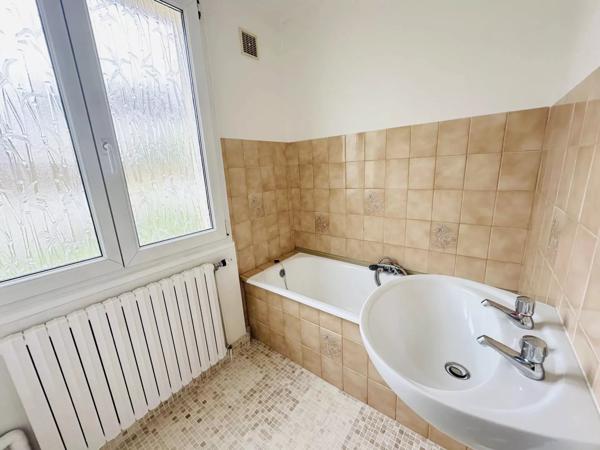 Location Maison 5 pièces 71 m2 à Saint-Quentin