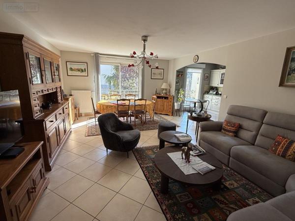 Appartement à vendre à Dijon en Côte-d'Or (21000), ref : 21012-245