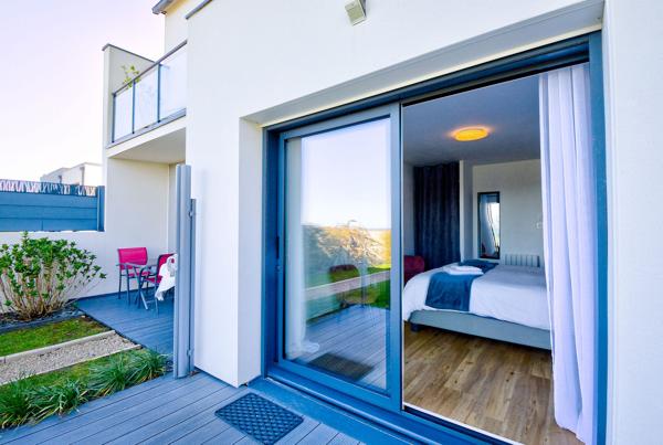 OPPORTUNITÉ RARE – VILLA VUE MER + 60 000 €/AN DE REVENUS – LOUANNEC / PERROS-GUIREC