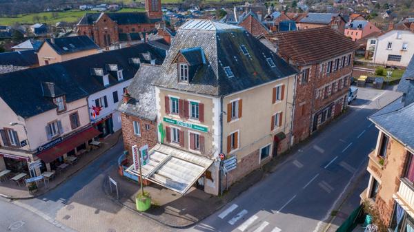 IMMEUBLE de 490 m² + garage Saint christophe vallon