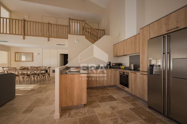 Villa  Haut de Gamme Castelnau De Montmiral 5 pièce(s) 140 m2