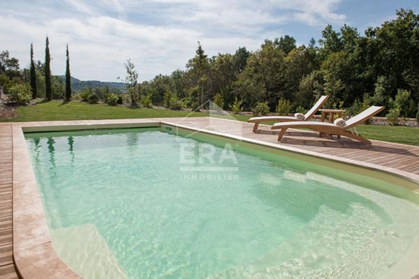 Villa  Haut de Gamme Castelnau De Montmiral 5 pièce(s) 140 m2