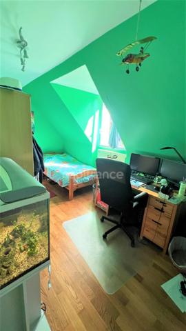 Belle maison familiale de 133 m² avec jardin arboré à Rozay-en-Brie aucunes mitoyennetés