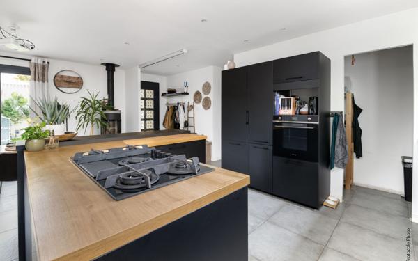 Maison à vendre    4 pièces • 100 m2 Grenade