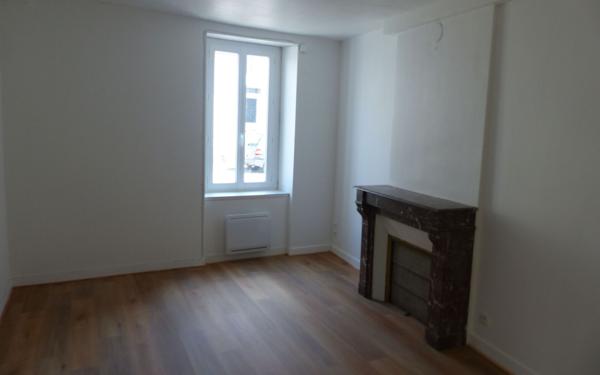 Appartement à louer    2 pièces •  Cosne-Cours-sur-Loire