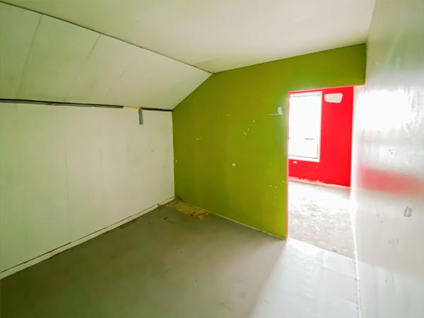 Maison VAUREAL 80 m² avec terrain et 1 placed e parking.