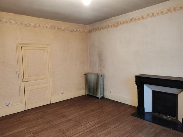 Maison Saint Doulchard 132 m2 + local