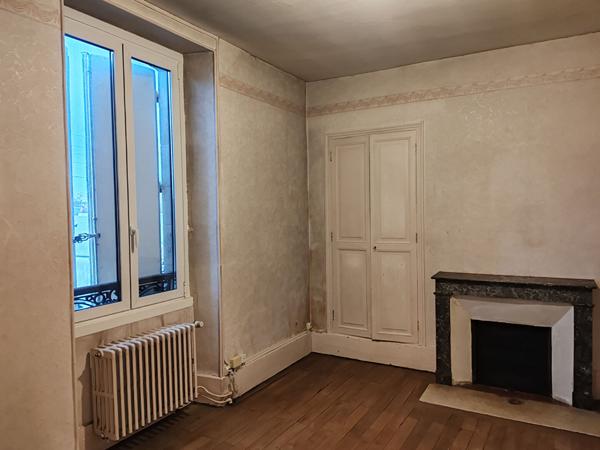 Maison Saint Doulchard 132 m2 + local