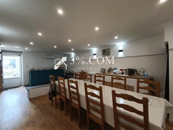 Maison de village 9 pièce(s) 5 chambre(s) 191 m²