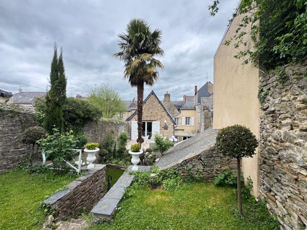 BIEN D’EXCEPTION – MAISON DE CHARME AU CŒUR DE LAVAL (RIVE DROITE)