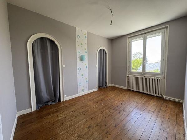 Maison à vendre 127 680 € Châteauroux 3 p 98 m² DPE D