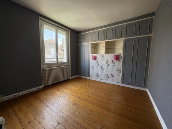 Maison à vendre 127 680 € Châteauroux 3 p 98 m² DPE D