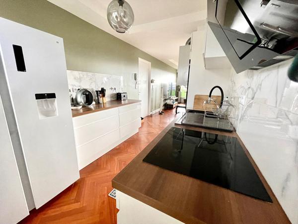 Appartement 3 pièce(s) 2 chambre(s) 95 m²