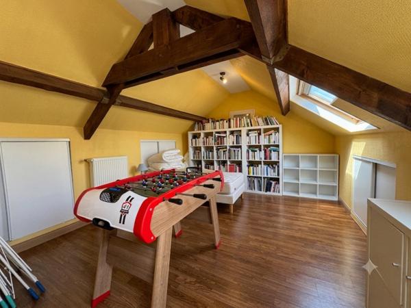 Maison 7 pièce(s) 6 chambre(s) 165 m²