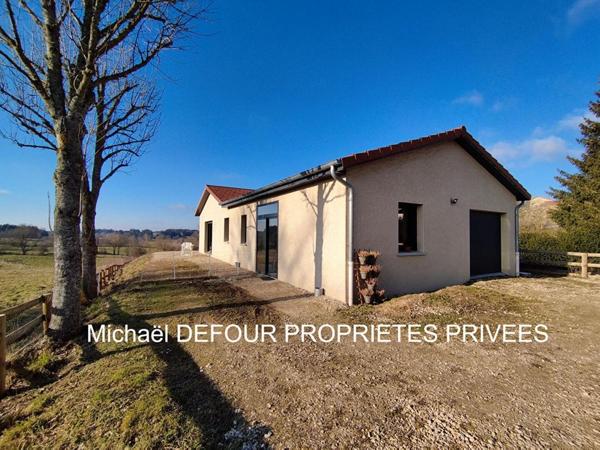 Lapte 43200 maison plain-pied de 98 m² habitables construite en 2021 sous garantie décennale avec garage attenant sur 1400 m²  de terrain