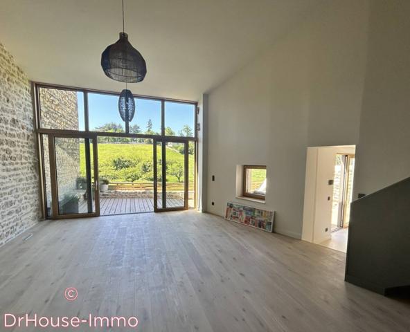 Maison à vendre 6 pièces de 216 m²