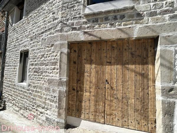 Maison à vendre 6 pièces de 216 m²