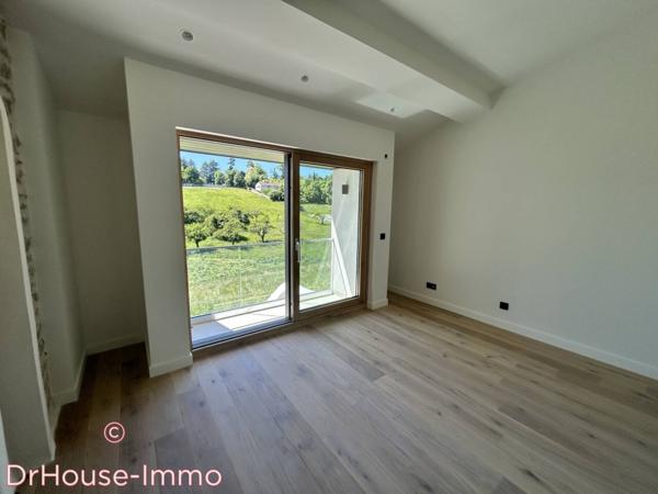 Maison à vendre 6 pièces de 216 m²