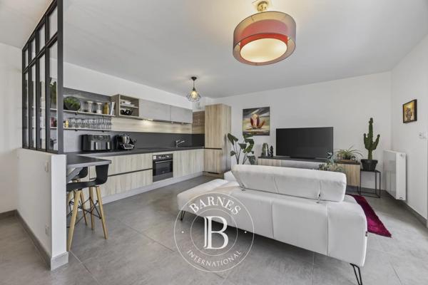 Ferney-Voltaire, Appartement 2 Chambres -  63 m² à vendre