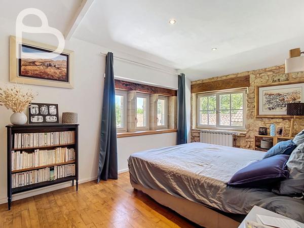 Puy-l'Évêque (46700) Domaine enchanteur avec maison de charme,3 gîtes et piscine sur 8ha