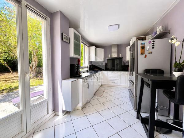 Maison Lardy SOUS SOL TOTAL 7 pièces 5 chambres 146 m2
