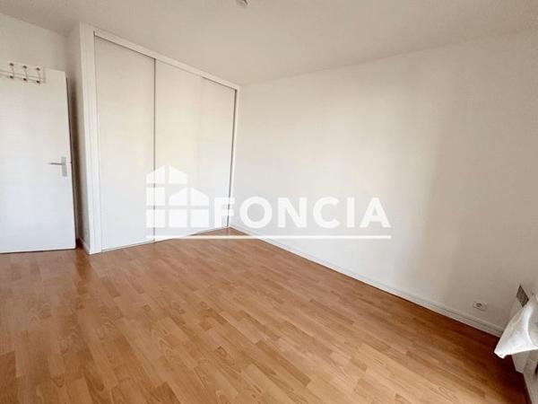 Location Appartement 3 pièces 89 m² - Chatenay Malabry 92290