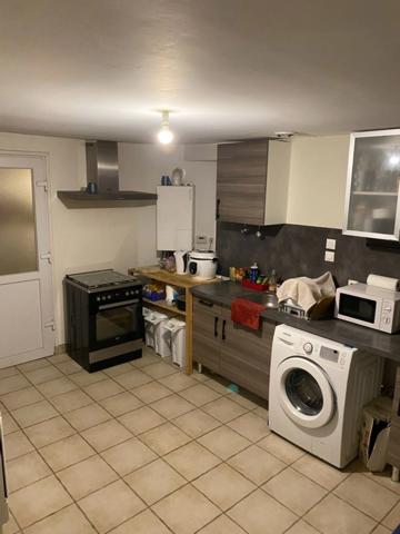 LUCON QUARTIER HYPER U ADORABLE MAISON DE PLAIN PIED 80M² RENOVEE AVEC 2 CHAMBRES ET JARDIN CLOS