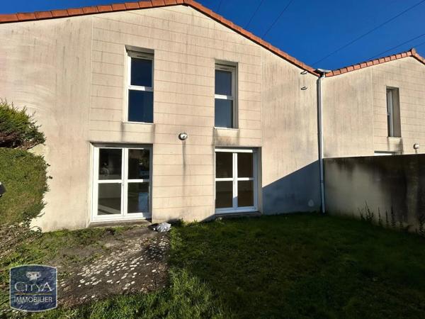 Maison à louer 5 pièces 93m² Cholet (49300)