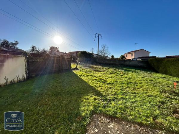 Maison à louer 5 pièces 93m² Cholet (49300)