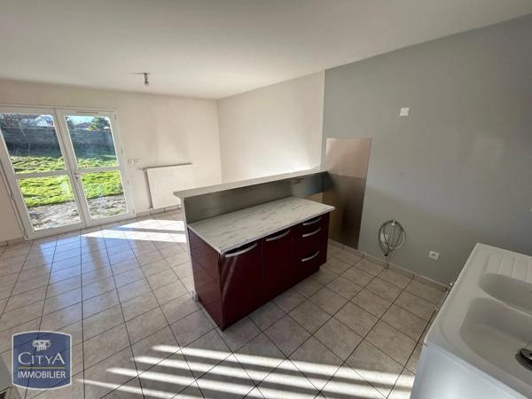 Maison à louer 5 pièces 93m² Cholet (49300)