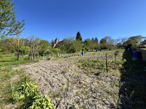 Terrain de loisirs de 2 810 m²