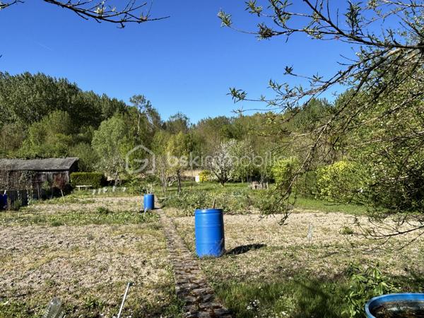 Terrain de loisirs de 2 810 m²