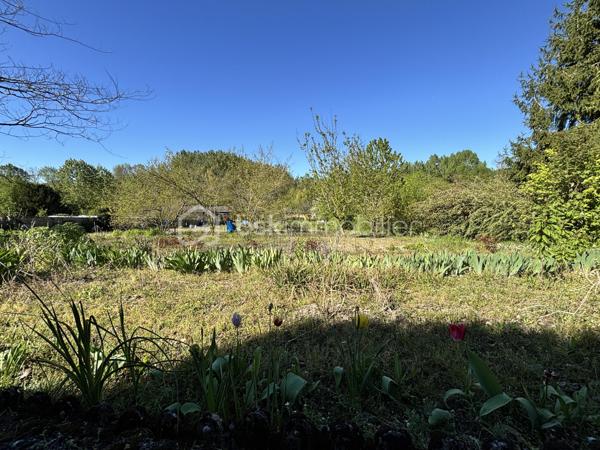 Terrain de loisirs de 2 810 m²
