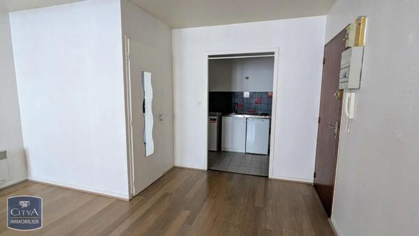 Appartement à louer 1 pièce 29.6m²