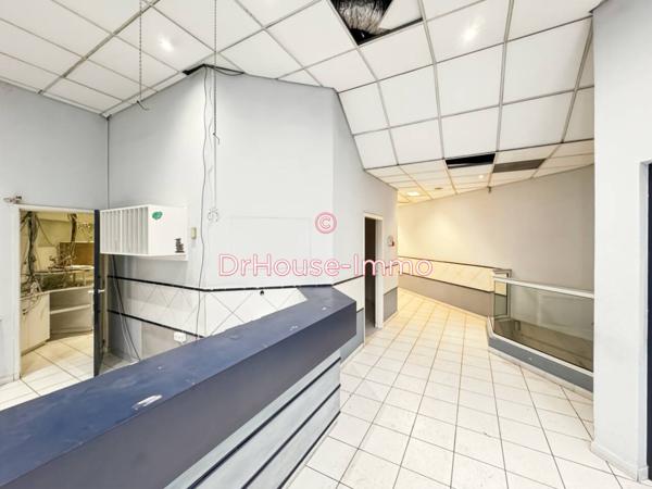 Bureau à louer 15 pièces de 265 m²