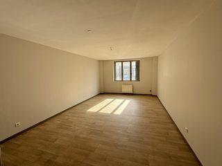 Appartement T2 à Sainte-savine, bien situé et lumineux