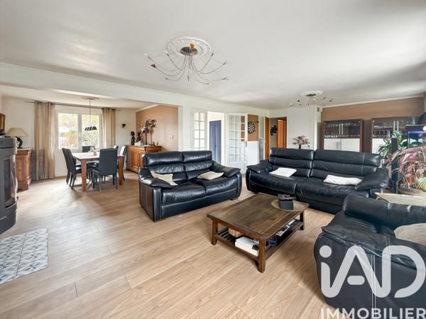 Maison à vendre 9 pièces 187 m² Santeny