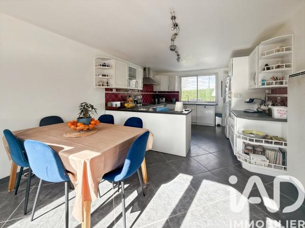 Maison à vendre 9 pièces 187 m² Santeny