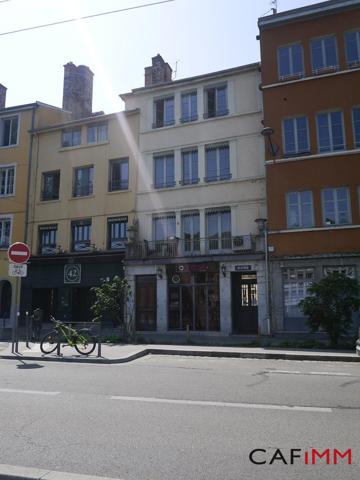 LYON 9- MURS COMMERCIAUX- 96m²
