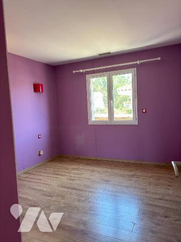 PLAIN-PIED 3 CHAMBRES TROUILLAS