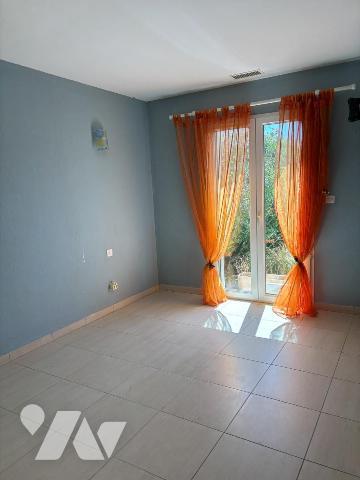 PLAIN-PIED 3 CHAMBRES TROUILLAS