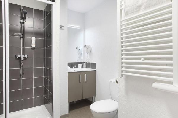 INVESTISSEMENT LOCATIF – MARSEILLE – Résidence Appart'hotel Odalys City Marseille Le Dôme***- 5.53% de rentabilité
