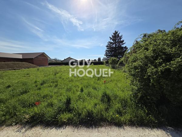 TERRAIN À VENDRE DE 696,00 M²