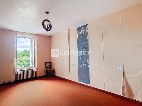 Achat maison près de SAINT ETIENNE DU GUE DE L ISLE - 6 pièce(s) - 130 m² - 114 000 €