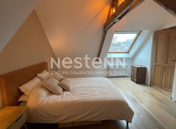 RARE ! Maison en pierres Elven centre avec vie de plain pied et plus de 800 m² de terrain