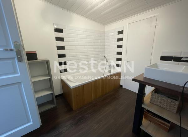 RARE ! Maison en pierres Elven centre avec vie de plain pied et plus de 800 m² de terrain