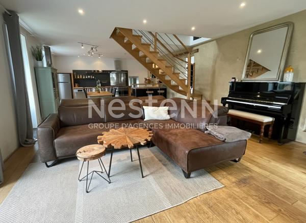 RARE ! Maison en pierres Elven centre avec vie de plain pied et plus de 800 m² de terrain