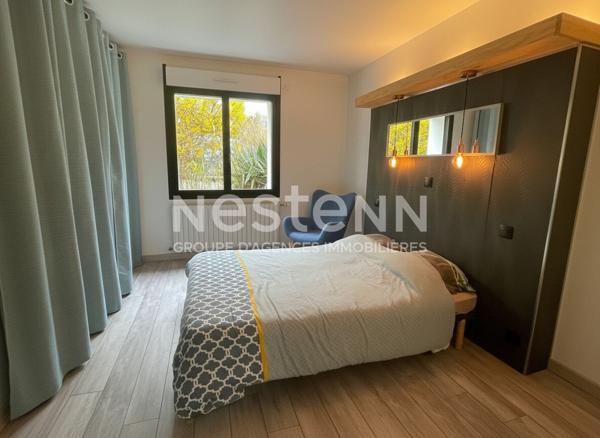 RARE ! Maison en pierres Elven centre avec vie de plain pied et plus de 800 m² de terrain